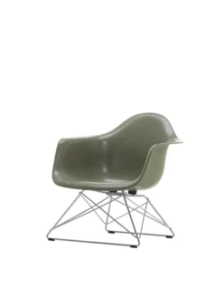 Eames Fiberglass Armchair LAR, forkromet fra Vitra