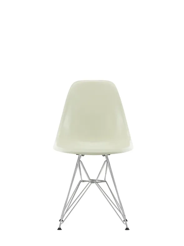 Eames Fiberglass Chair DSR, krom fra Vitra
