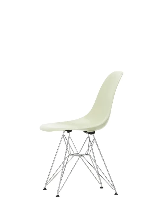 Eames Fiberglass Chair DSR, krom fra Vitra