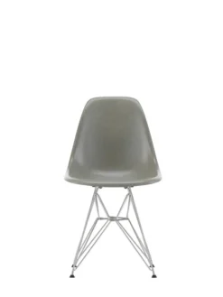 Eames Fiberglass Chair DSR, krom fra Vitra