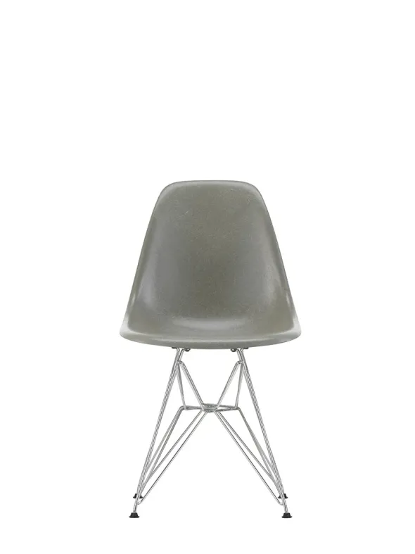 Eames Fiberglass Chair DSR, krom fra Vitra