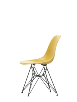 Eames Fiberglass Chair DSR, sortlakeret fra Vitra