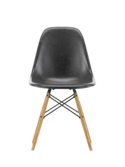 Eames Fiberglass Chair DSW, lys ahorn fra Vitra