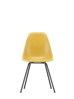 Eames Fiberglass Chair DSX, sortlakeret fra Vitra