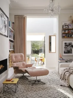 Eames Lounge Chair inkl. Fodskammel, valnød/Nubia fra Vitra