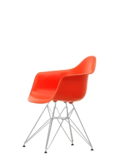 Eames Plastic Armchair DAR, forkromet fra Vitra