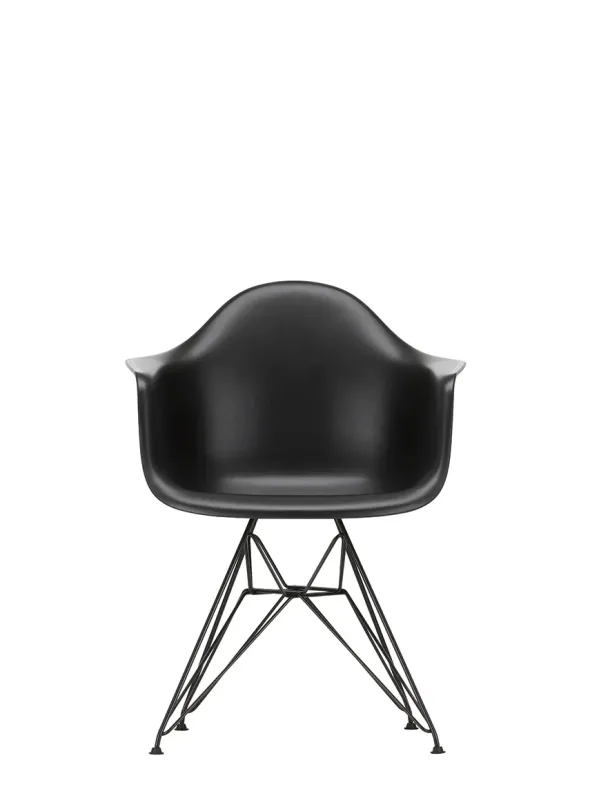 Eames Plastic Armchair DAR, sort pulverlakering fra Vitra