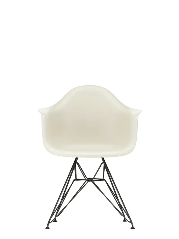 Eames Plastic Armchair DAR, sort pulverlakering fra Vitra