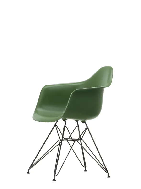 Eames Plastic Armchair DAR, sort pulverlakering fra Vitra