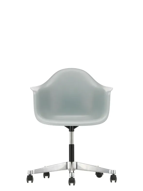 Eames Plastic Armchair PACC fra Vitra