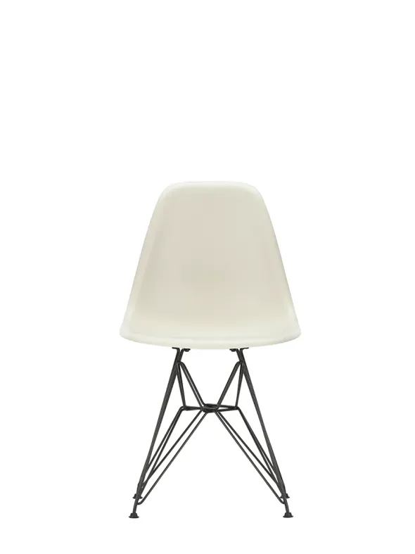 Eames Plastic Side Chair DSR, sort pulverlakeret fra Vitra