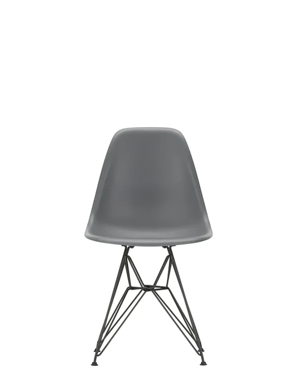 Eames Plastic Side Chair DSR, sort pulverlakeret fra Vitra