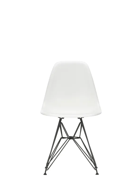 Eames Plastic Side Chair DSR, sort pulverlakeret fra Vitra