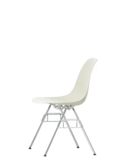 Eames Plastic Side Chair DSS-N, stabelbar fra Vitra