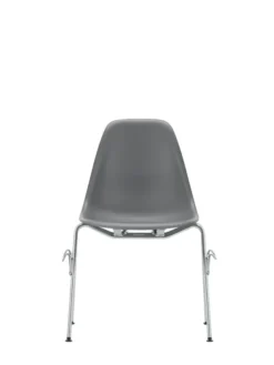 Eames Plastic Side Chair DSS, stabelbar fra Vitra