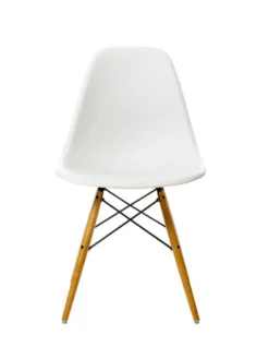 Eames Plastic Side Chair DSW, ahorntræ fra Vitra