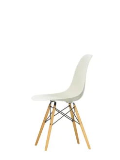 Eames Plastic Side Chair DSW, ahorntræ fra Vitra