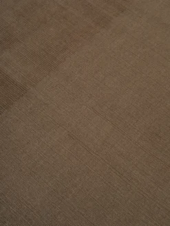 Echo Yano gulvtæppe, Olive Brown fra Linie Design