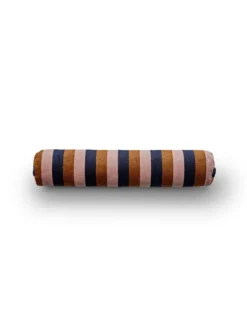 Ember Pyjamas Pillow, Ø15x74 fra Eilersen
