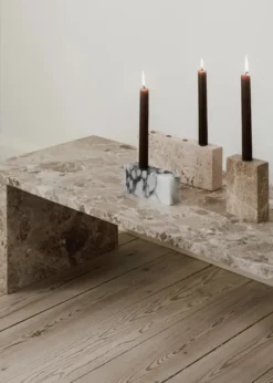 Epode Lysestage, calacatta violetta fra Wabi Sabi Nordic