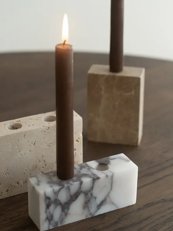 Epode Lysestage, calacatta violetta fra Wabi Sabi Nordic