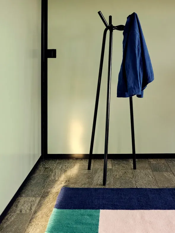 Ethan Cook Flat Works, 80x250 cm fra Hay