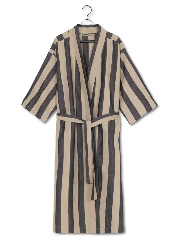 Field Robe, sand/black fra Ferm Living