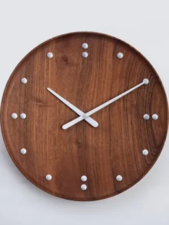 FJ Clock af Finn Juhl