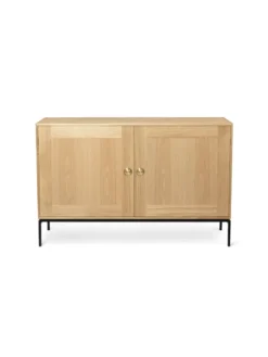 FK63 Kabinet med ben fra Carl Hansen & Søn