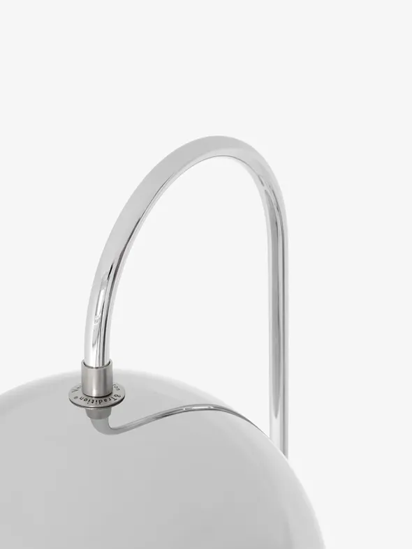 Flowerpot VP12 Gulvlampe fra &Tradition