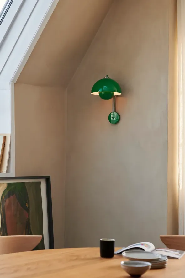 Flowerpot VP8 Væglampe af Verner Panton