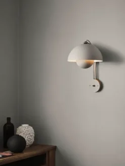 Flowerpot VP8 Væglampe af Verner Panton