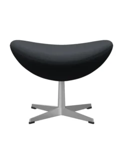 3127 Fodskammel til Ægget af Arne Jacobsen stofgr. 1