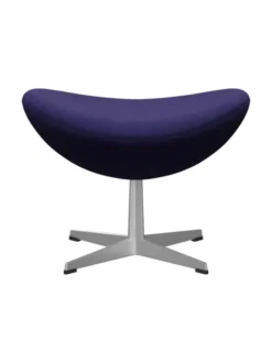 3127 Fodskammel til Ægget af Arne Jacobsen stofgr. 1