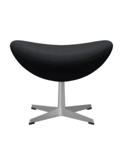 3127 Fodskammel til Ægget af Arne Jacobsen stofgr. 1