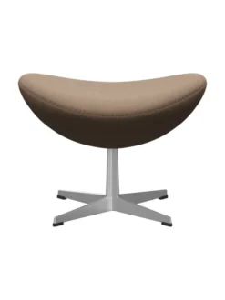 3127 Fodskammel til Ægget af Arne Jacobsen stofgr. 1
