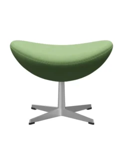 3127 Fodskammel til Ægget af Arne Jacobsen stofgr. 1