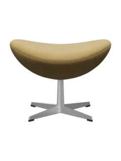3127 Fodskammel til Ægget af Arne Jacobsen stofgr. 1
