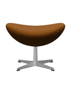 3127 Fodskammel til Ægget af Arne Jacobsen stofgr. 1