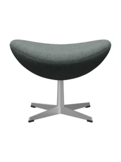 3127 Fodskammel til Ægget af Arne Jacobsen stofgr. 2