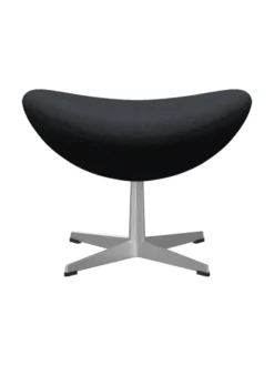 3127 Fodskammel til Ægget af Arne Jacobsen stofgr. 2