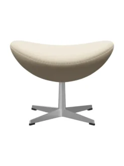 3127 Fodskammel til Ægget af Arne Jacobsen stofgr. 2