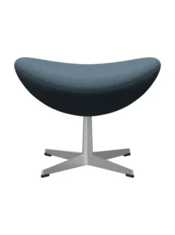 3127 Fodskammel til Ægget af Arne Jacobsen stofgr. 2