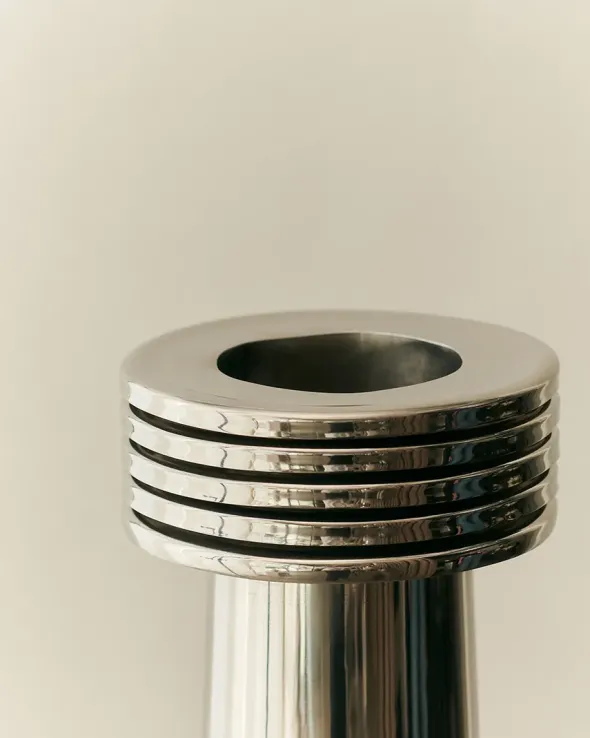 Fountain Vase 03 fra Louise Roe