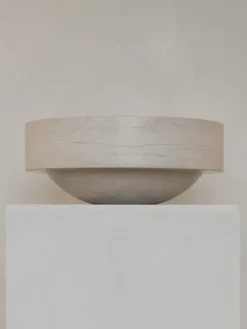 Gallery Object Bowl 09, limestone fra Louise Roe