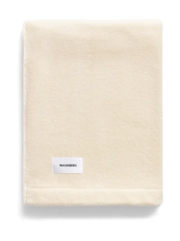 Gelato Towel, cocount white fra Magniberg