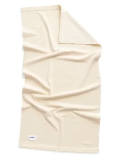 Gelato Towel, cocount white fra Magniberg