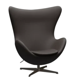 3316 Ægget loungestol, stel i brown bronze af Arne Jacobsen