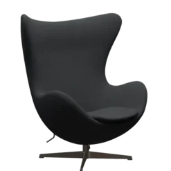 3316 Ægget loungestol, stel i brown bronze af Arne Jacobsen