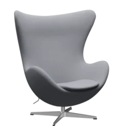 3316 Ægget loungestol, stel i børstet aluminium af Arne Jacobsen